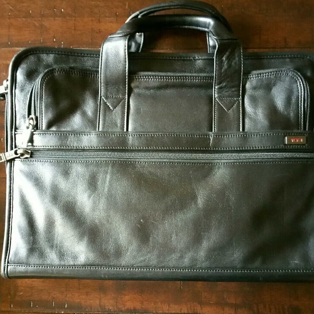 Tumi Alpha Slim Deluxe Leather Portfolio